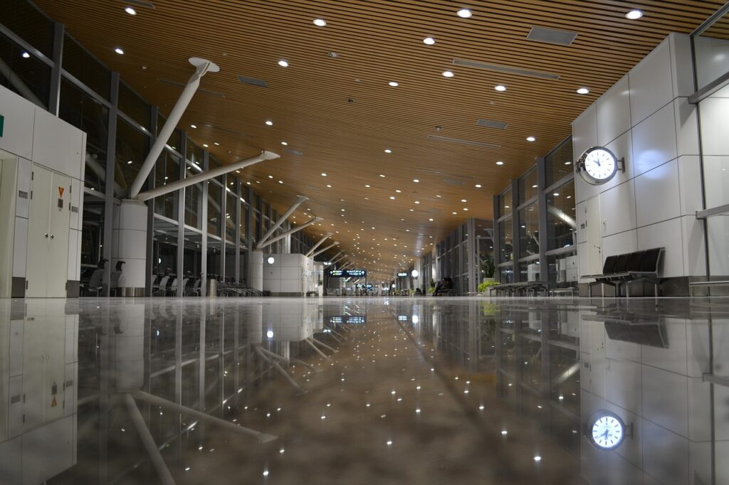 10 cosas que debes hacer antes de un viaje internacional 1 Aeropuerto de Malasia