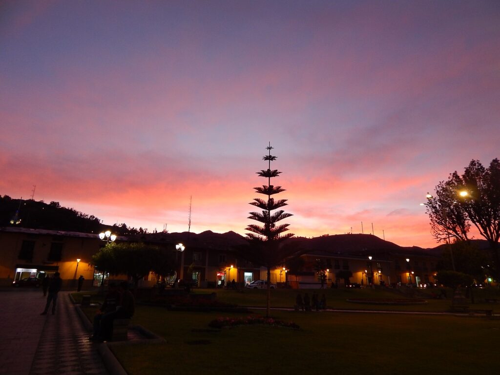 10 países para visitar si amas la naturaleza 1 Atardecer en la naturaleza